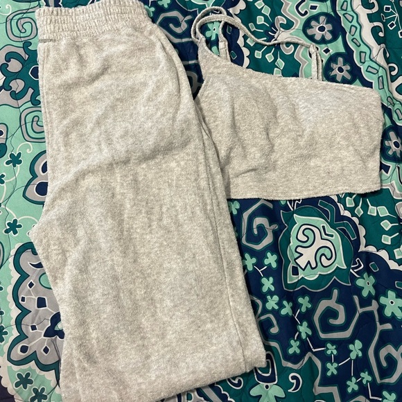 Gilly hicks set - Picture 1 of 4